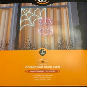 Hyde and Eek! Neon Spider and Web Light